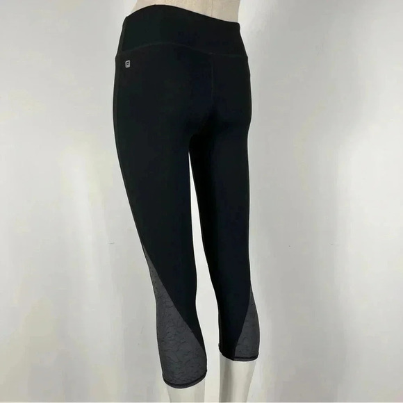 Fabletics cropped  pants - Picture 4 of 11